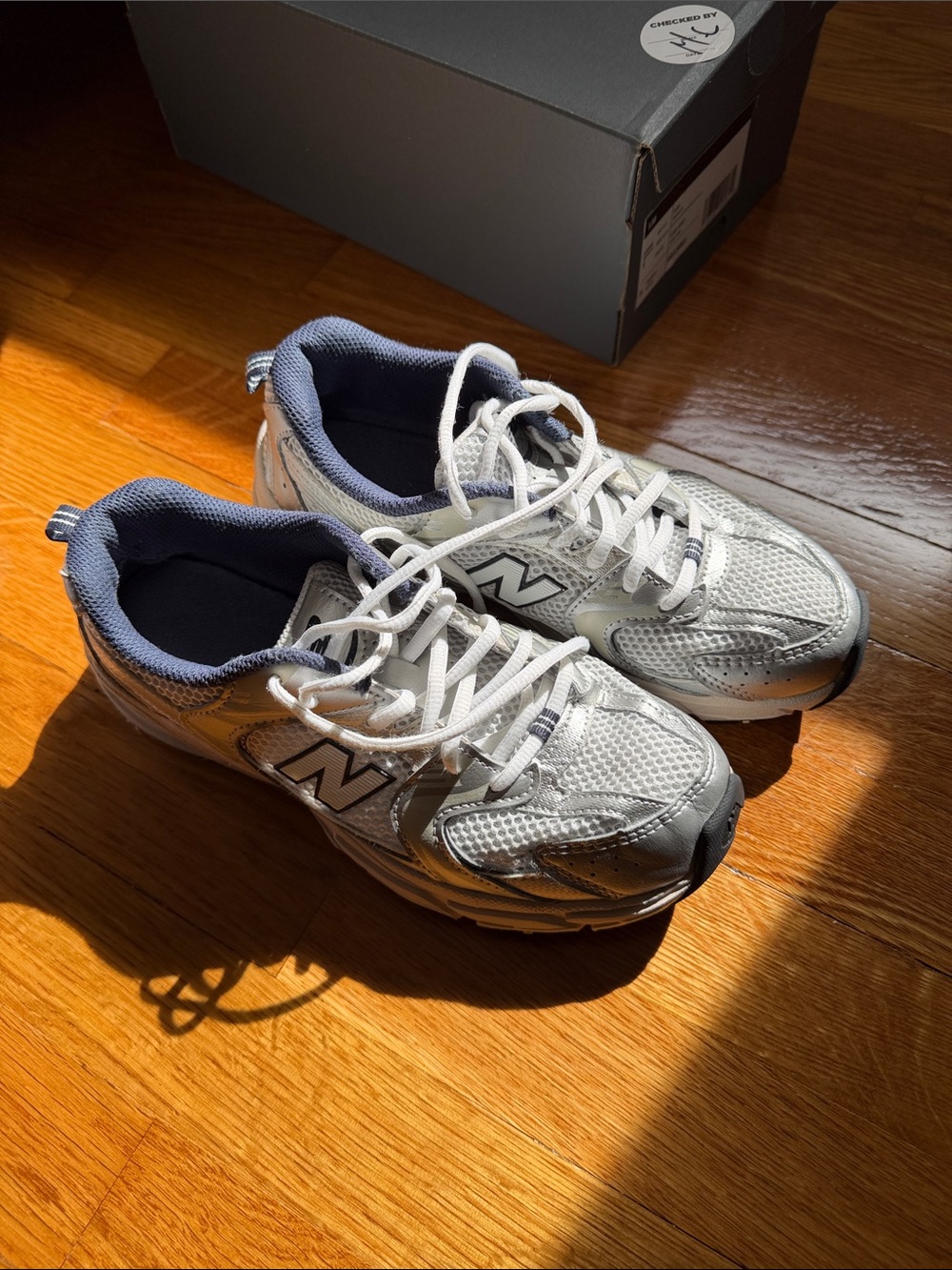 New Balance 530 Silver Navy Big Kids 5 / Women’s 6.5 GR530KA